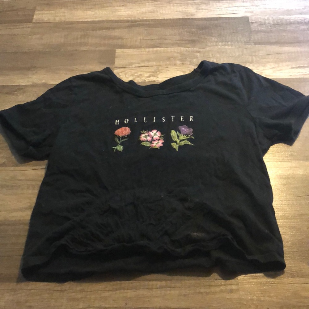Cropped t shirt with flowers